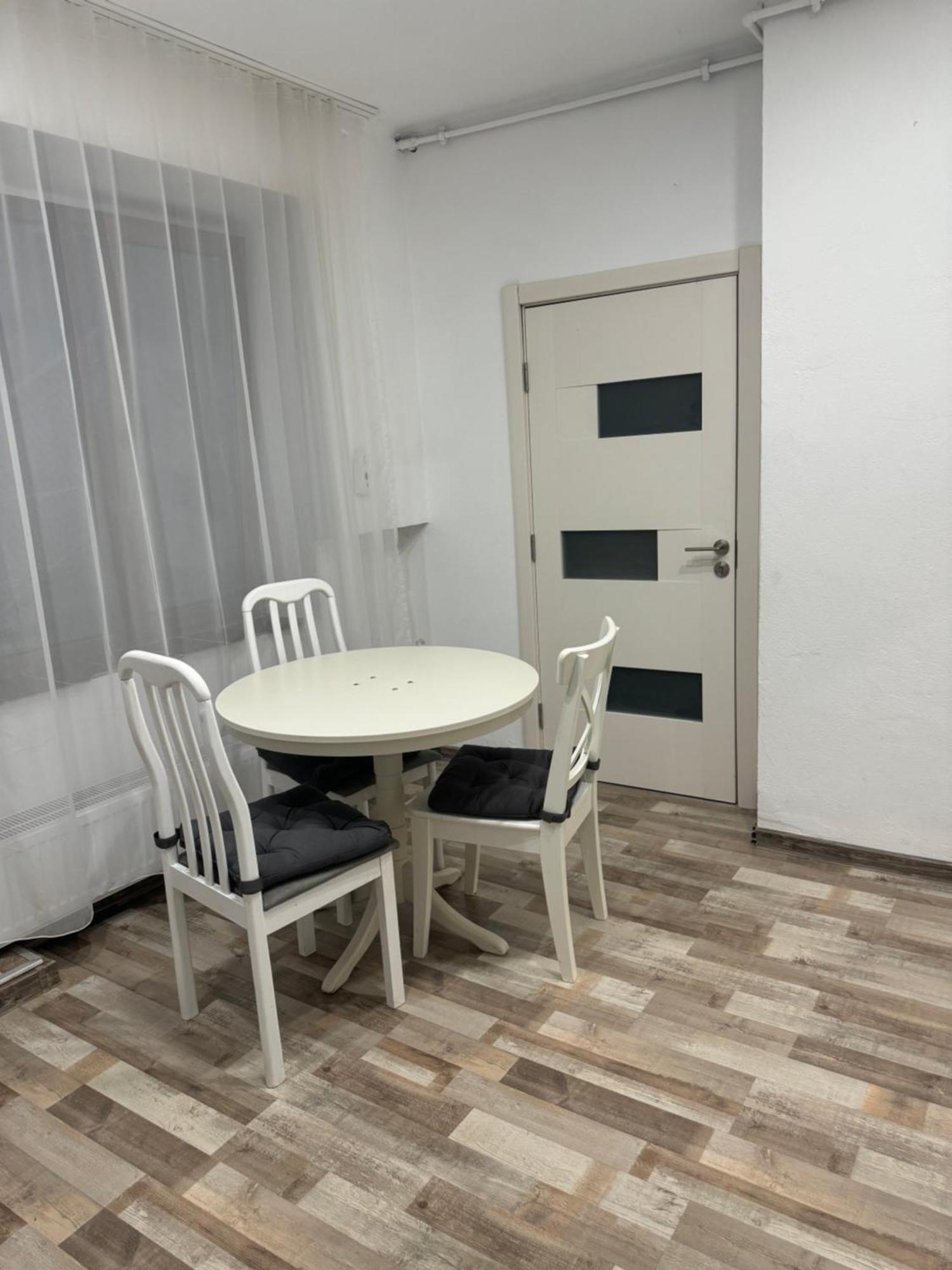 Apartament Diaconu Coresi Διαμέρισμα Μπρασόβ Εξωτερικό φωτογραφία